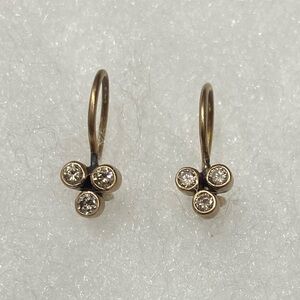 Elegant Gold Floral Earrings